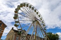 Columbia Rad (Burghard-Kleuser) - Riesenrad Kirmes - Schon gewusst? Das Columbia Rad kann in weniger als acht Stunden aufgebaut werden.  • © ummeteck.de - Christian Schön