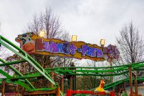 Kuhnos Farm (Weber) - Achterbahn auf der Kirmes - Uns ist Kuhnos Farm auf dem Herbstsend 2022 in Münster begegnet. • © ummeteck.de - Christian Schön