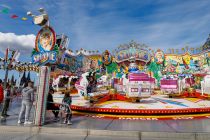 Der Shake & Roll auf dem Kölner Frühlingsvolksfest 2023. • © ummet-eck.de - Christian Schön