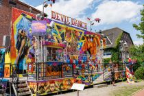 Hier haben wir den Devil Dance auf dem Bürgermarkt 2023 in Wittmund gesehen. • © ummet-eck.de - Silke Schön