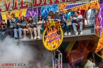 Devil Dance (Welte) - Kirmes - Bilder 2023 - Devil Dance wurde 2012 gebaut. • © ummet-eck.de - Schön