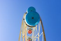 Riesenrad Orion 2 (Drliczek) - Bilder 2023 - Aus einer Höhe von etwa 32 Metern ist die Dir schöne Aussicht sicher.  • © ummet-eck.de / kirmesecke.de