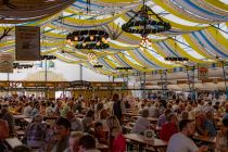 Schallerzelt - Festzelt - Volksfest - Bilder 2023 • © kirmesecke.de