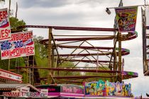 Time Machine (Buwalda) - Achterbahn - Kirmes - Die Fahrt ähnelt einer "Wilden Maus"-Fahrt, also keine spektakulären Aufstiege und Abfahrten, sondern ein schnelles Hin und Her in zahllosen Kurven und Wellen.  • © ummet-eck.de - Schön