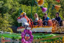 Tom der Tiger heißt die Achterbahn des Schaustellers Wegener. • © ummet-eck.de - Schön