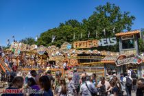 Wäldchestag 2023 - Frankfurt am Main - Feuer + Eis Achterbahn - Auf dem Weg zum Riesenrad kommst Du an der Achterbahn Feuer + Eis vorbei. • © ummet-eck.de - Christian Schön