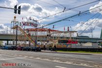 Wilde Maus (Barth) - Kölner Frühlingsvolksfest 2023 - Hier haben wir die Wilde Maus auf dem Kölner Frühlingsvolksfest 2023 gesehen. Traditionell steht sie neben der Severinsbrücke. • © ummet-eck.de - Silke Schön